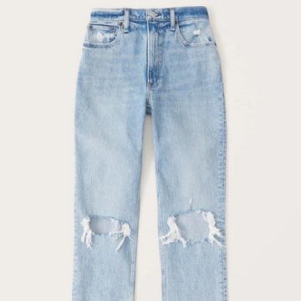 Abercrombie Curve Love 90s Ultra High Rise Straight Jeans in light ripped wash